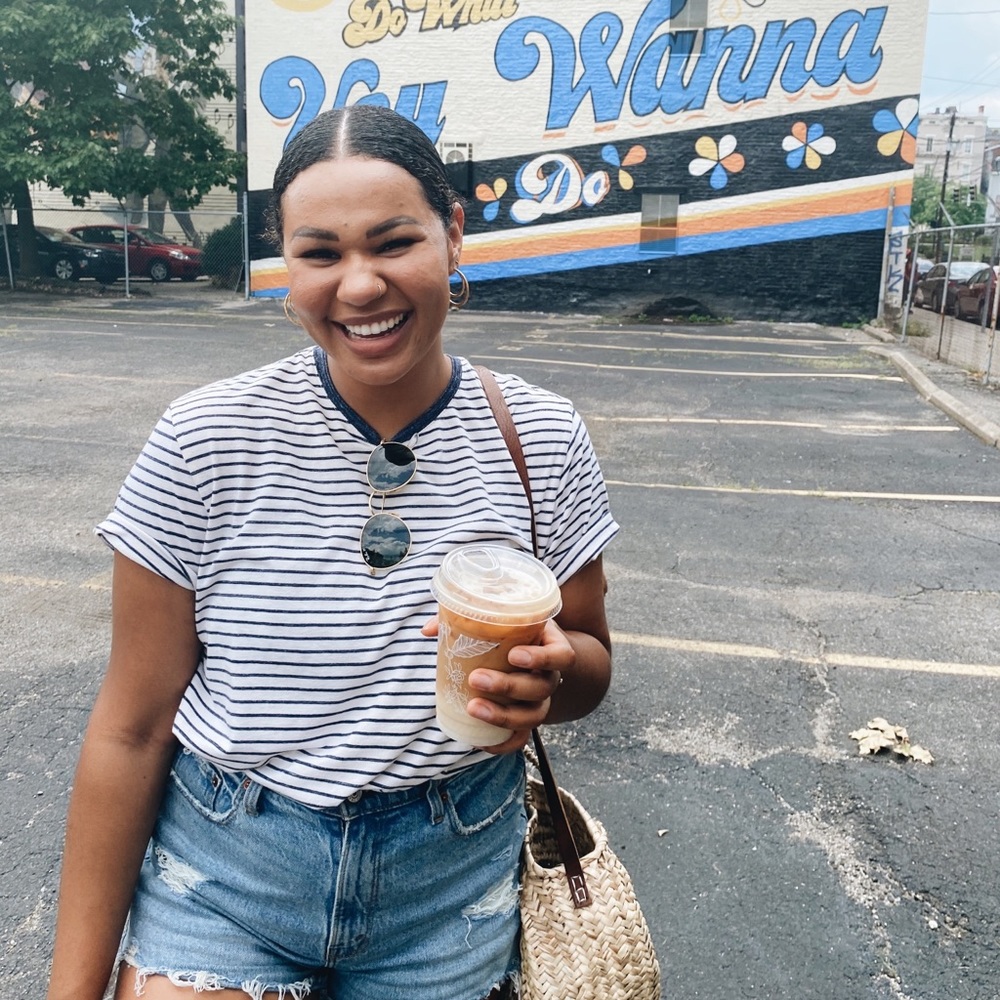 Meet your Posher, Christina